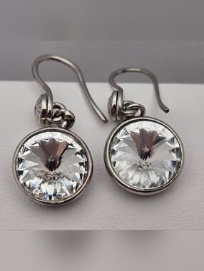 Henri Bendel Crystal Drop Earrings Swarovski Bridal Style Bezel Silver Tone 1”